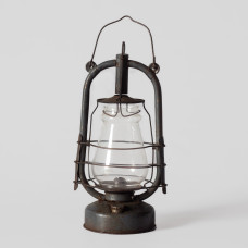 Oil lantern 
